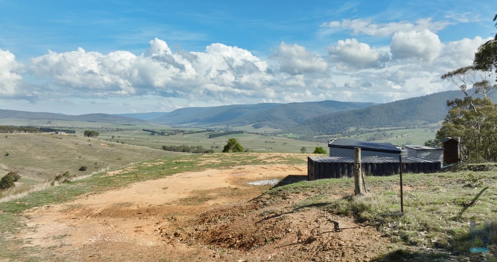 Click to view all images 135 Leonard Drive Omeo VIC 3898 - Image 1