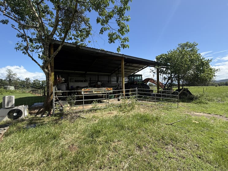 Click to view all images 89 McQuillan Road Jarra Creek QLD 4854 - Image 3