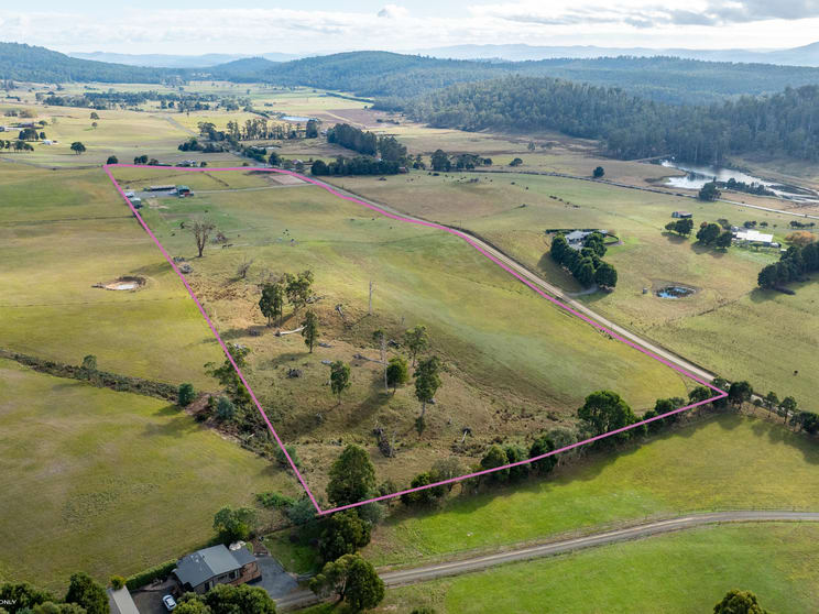 Click to view all images 20 Stokes Lane Bridgenorth TAS 7277 - Image 2