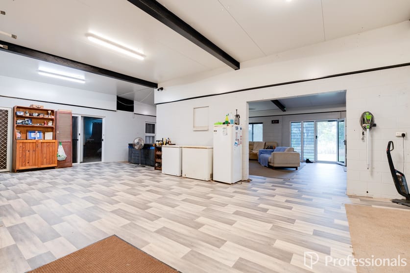 Click to view all images 325 Griffiths Road Balnagowan QLD 4740 - Image 3
