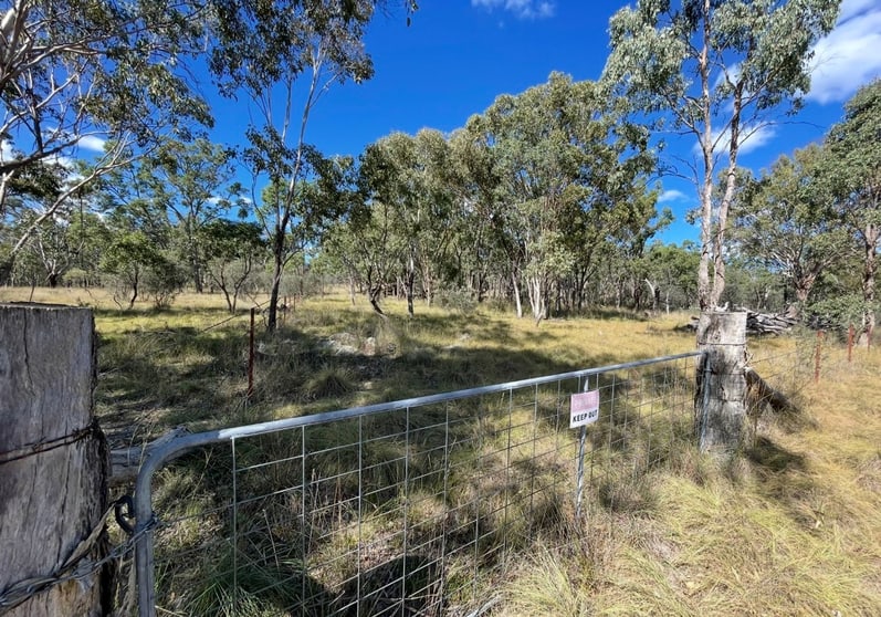 Click to view all images 1527 Woodside Road Tenterfield NSW 2372 - Image 3