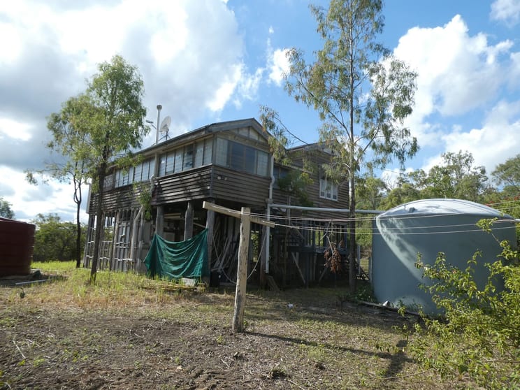 Click to view all images Lakeside QLD 4621 - Image 2