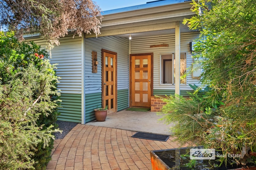 Click to view all images 3051 Donnybrook-Boyup Brook Road Mumballup WA 6225 - Image 3