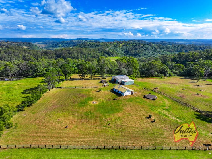 Click to view all images 85 Rotherwood Road Razorback NSW 2571 - Image 2