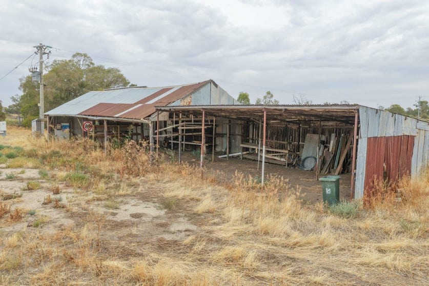Click to view all images 13 Flowerday Lane Murrabit West VIC 3579 - Image 3