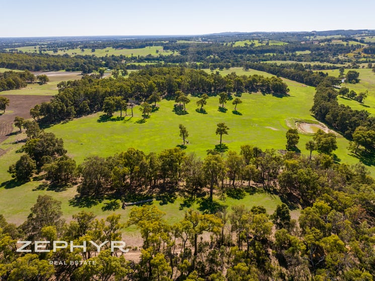 Click to view all images 34 Tyrrell Road Ferguson WA 6236 - Image 3