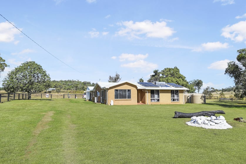 Click to view all images 227 Nara Boah Water Hole Road Boodua QLD 4401 - Image 3