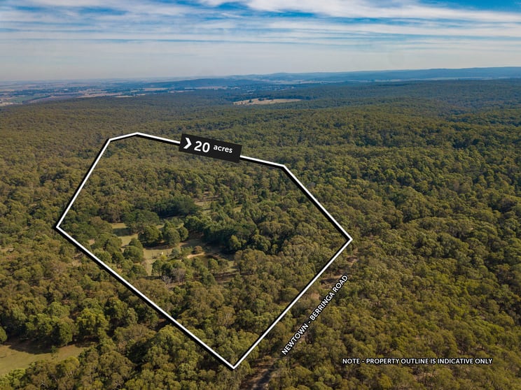 Click to view all images Lot 1 Newtown Berringa Staffordshire Reef VIC 3351 - Image 2
