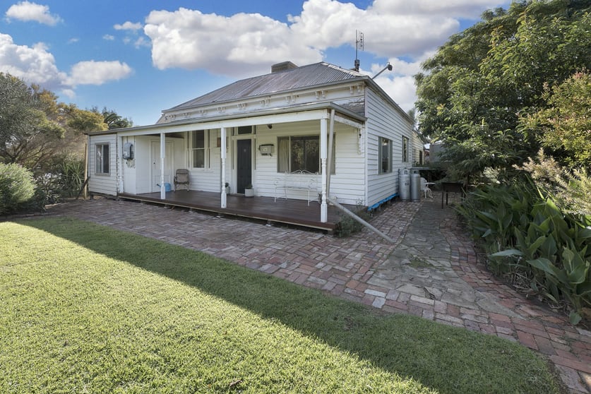 Click to view all images 139 Pira Road Nyah West VIC 3595 - Image 1