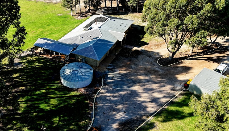 Click to view all images 986 Old Bunbury Road West Coolup WA 6214 - Image 2