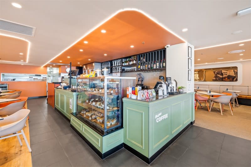Cafe & Coffee Shop  business for sale in Caloundra - Image 3