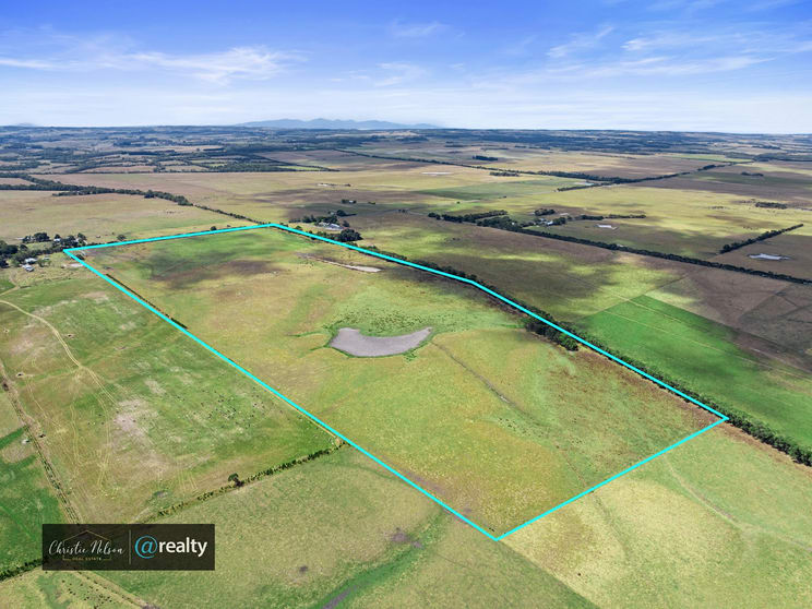 Click to view all images 340 Buffalo-Waratah Road Buffalo VIC 3958 - Image 2