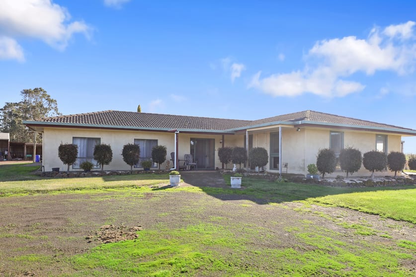 Click to view all images 140 Savins Road Condah VIC 3303 - Image 3
