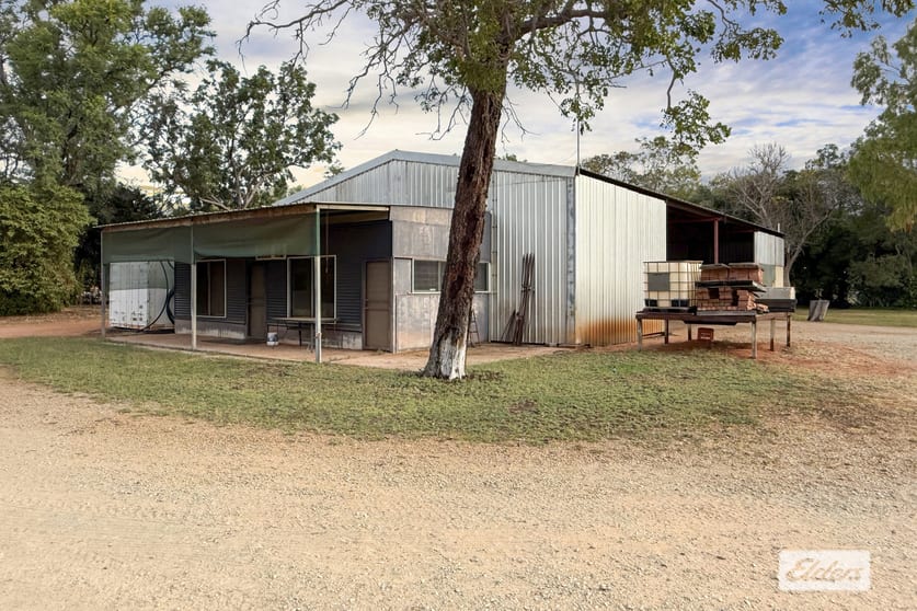 Click to view all images 95 Ross Road Katherine NT 0850 - Image 2