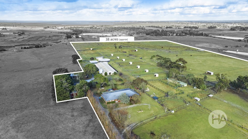 Click to view all images 1130 Baxter Tooradin Road Pearcedale VIC 3912 - Image 1