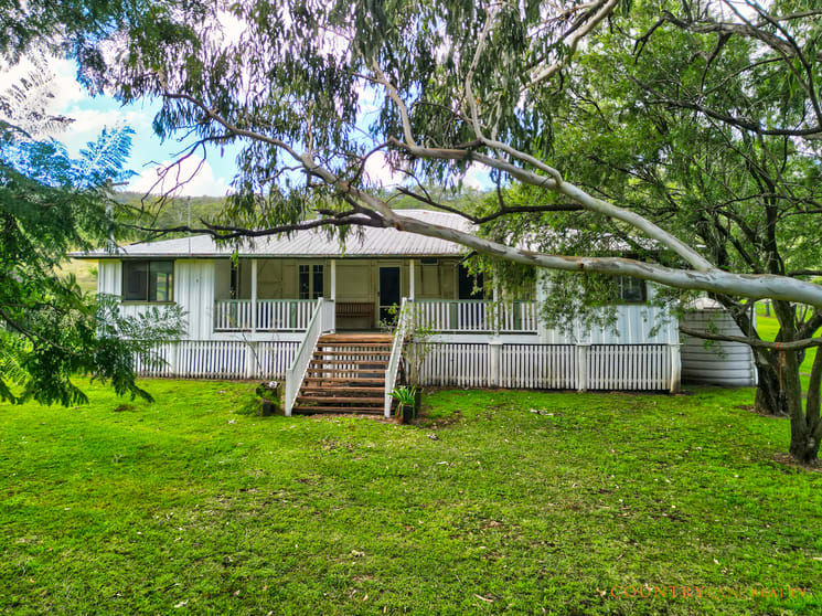 Click to view all images 225 Mulgowie Road Thornton QLD 4341 - Image 2