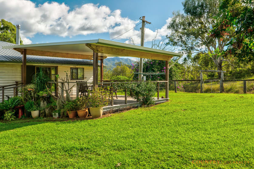 Click to view all images 225 Mulgowie Road Thornton QLD 4341 - Image 3
