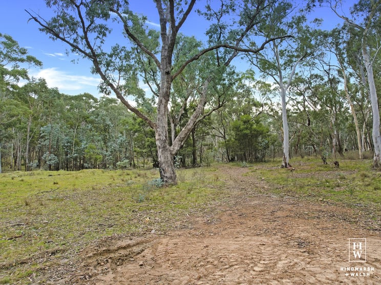 Click to view all images 199 Tarlo River Road Greenwich Park NSW 2580 - Image 3
