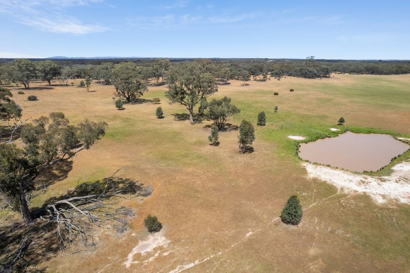 CA 45 Kellys Road Kamarooka VIC 3570 - Image 2
