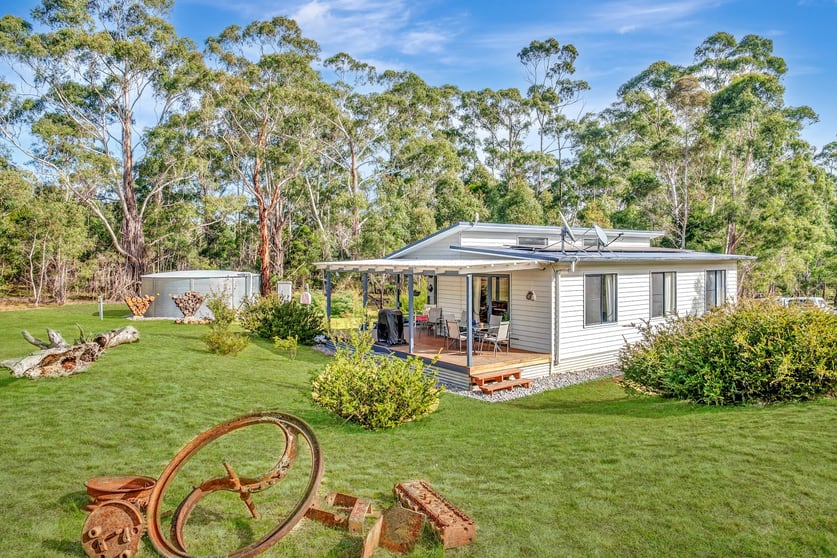 Click to view all images 2033 Mayfield Road Lower Boro NSW 2580 - Image 1