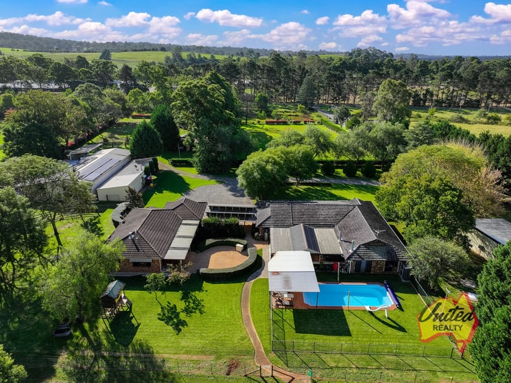 Click to view all images 39 Waterfall Creek Road The Oaks NSW 2570 - Image 2