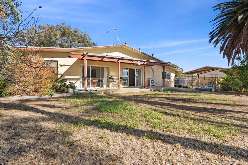 Click to view all images 17 Elephant Trunk Road Cobdogla SA 5346 - Image 2