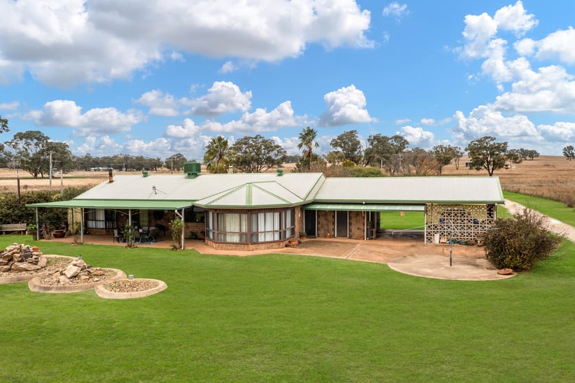 126 Goolma Road Gulgong NSW 2852 - Image 2