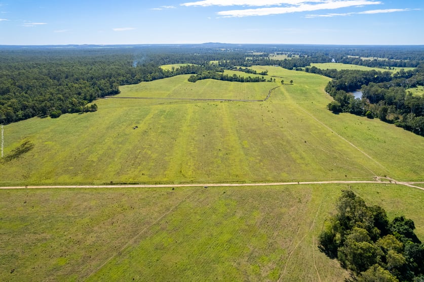 Click to view all images 45/2331 Mungar Road Tiaro QLD 4650 - Image 3