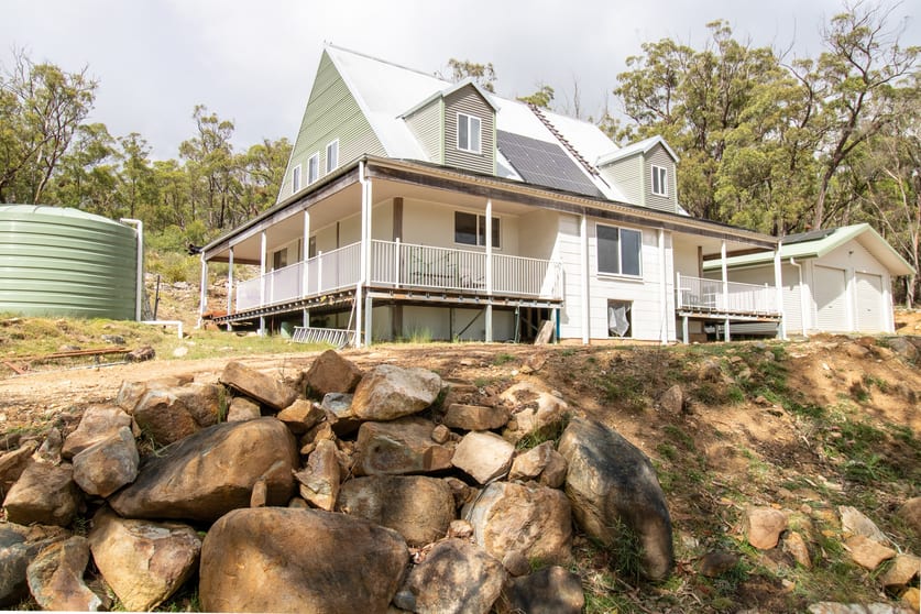 Click to view all images 2094 Winterbourne Walcha NSW 2354 - Image 1
