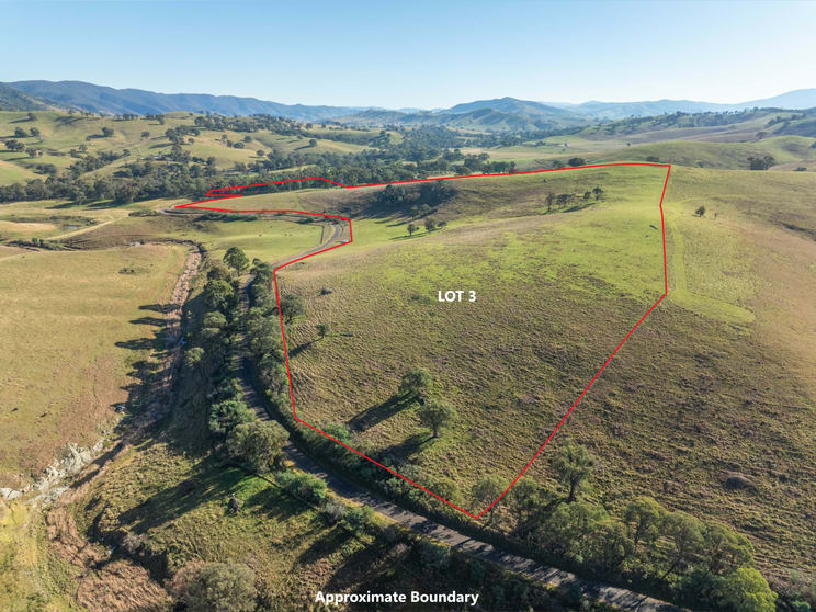 Click to view all images 111 Sandy Creek Road Ensay VIC 3895 - Image 2
