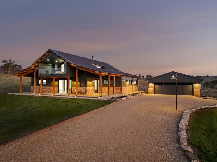 Click to view all images 28 Midland Link Highway Maindample VIC 3723 - Image 1