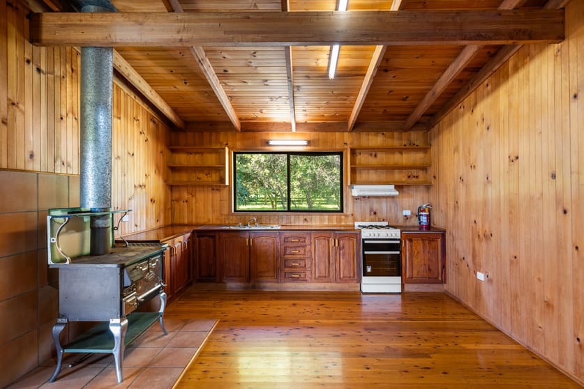Click to view all images 34 King Road Mount Binga QLD 4314 - Image 3