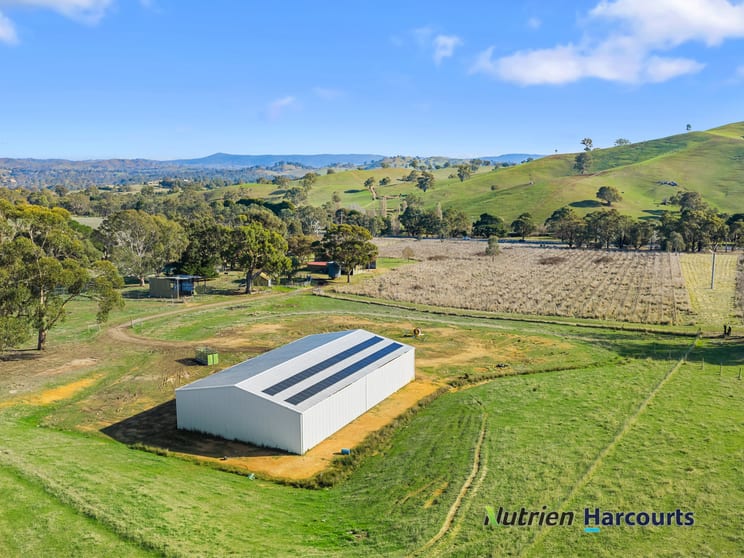 Click to view all images 5355 Goulburn Valley Highway Yea VIC 3717 - Image 3