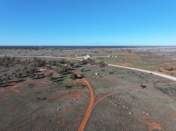 Click to view all images 1654 Ivanhoe Cobar Road Ivanhoe NSW 2878 - Image 3