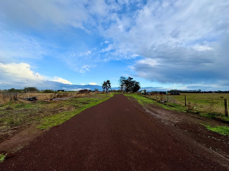 Click to view all images Cobden-Port Campbell Road Cobden VIC 3266 - Image 2