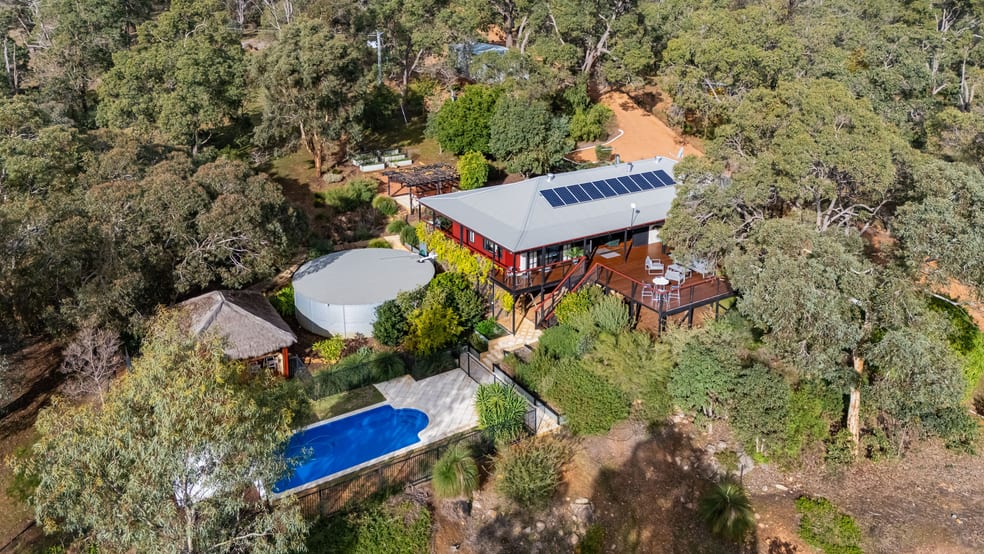 Click to view all images 250 Gobby Road Keysbrook WA 6126 - Image 2