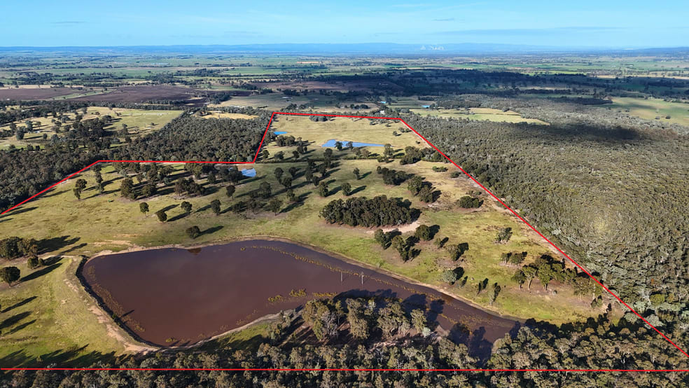 Click to view all images 65 & 65A Heyfield-Seaton Road Heyfield VIC 3858 - Image 2