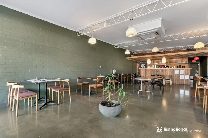 Click to view all images 21a Church Street Traralgon VIC 3844 - Image 3