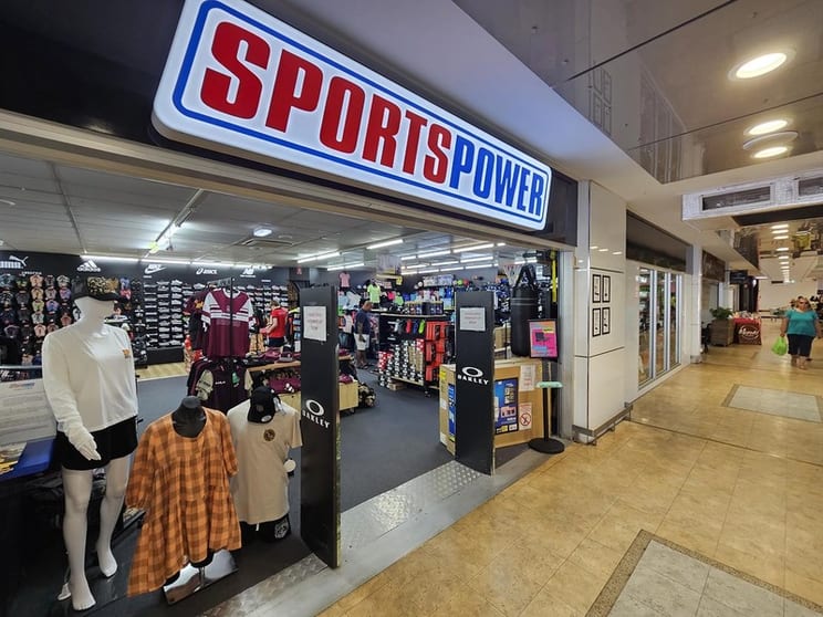 Click to view all images Clothing & Accessories business for sale in Bowen - Image 1