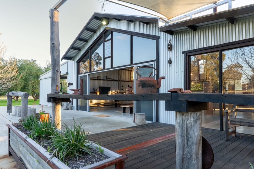 Click to view all images Gidgegannup WA 6083 - Image 3
