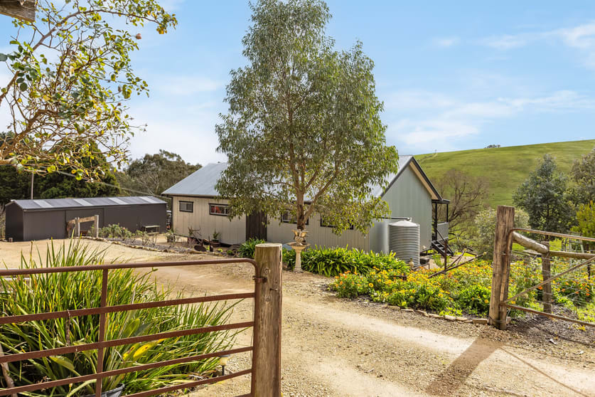 105 Mawson Road Meadows SA 5201 - Image 1