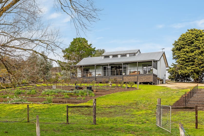 105 Mawson Road Meadows SA 5201 - Image 2