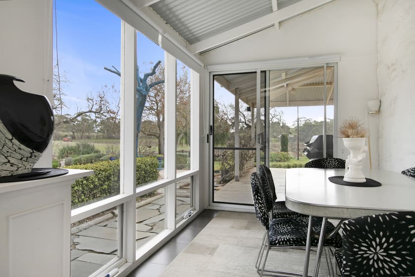 Click to view all images 137 Emu Rock Road Armagh SA 5453 - Image 3