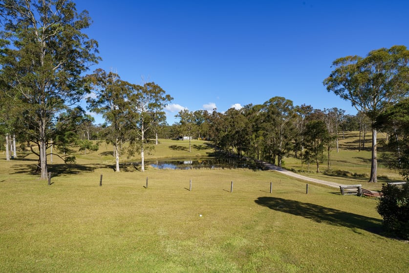 Click to view all images 1418 Oxley Highway Sancrox NSW 2446 - Image 3