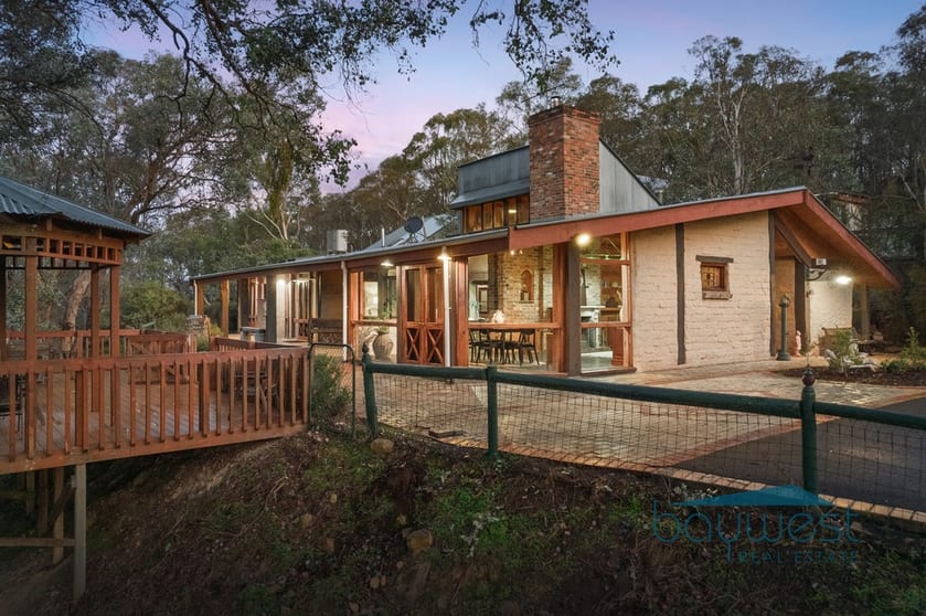 Click to view all images 150 Menzies Road Kangaroo Ground VIC 3097 - Image 1