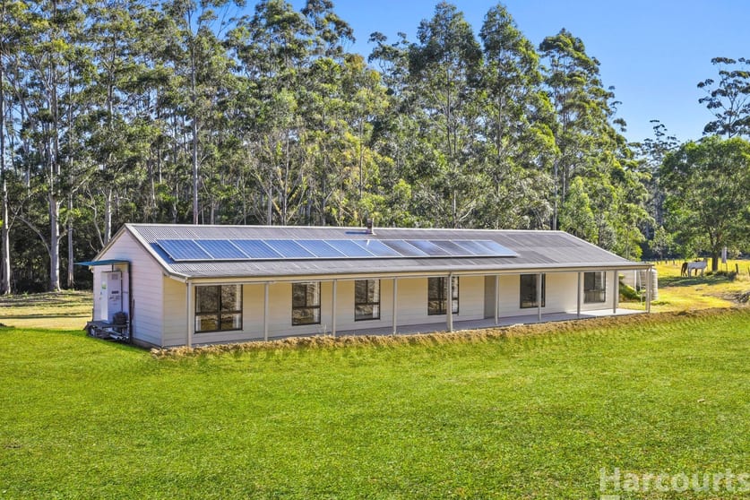 Click to view all images 568 Old Coast Road Kundabung NSW 2441 - Image 1