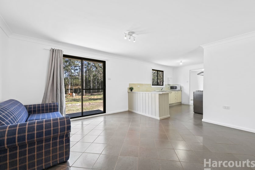 Click to view all images 568 Old Coast Road Kundabung NSW 2441 - Image 3