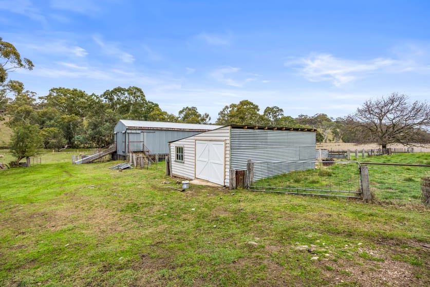 Click to view all images 260 Deep Creek Road Campbelltown VIC 3364 - Image 3