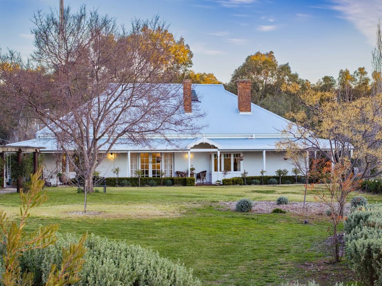 Click to view all images 182 Fishers Lane Temora NSW 2666 - Image 1