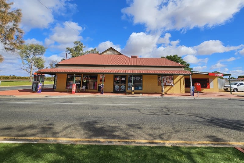 Click to view all images Shop & Retail business for sale in Monash - Image 3